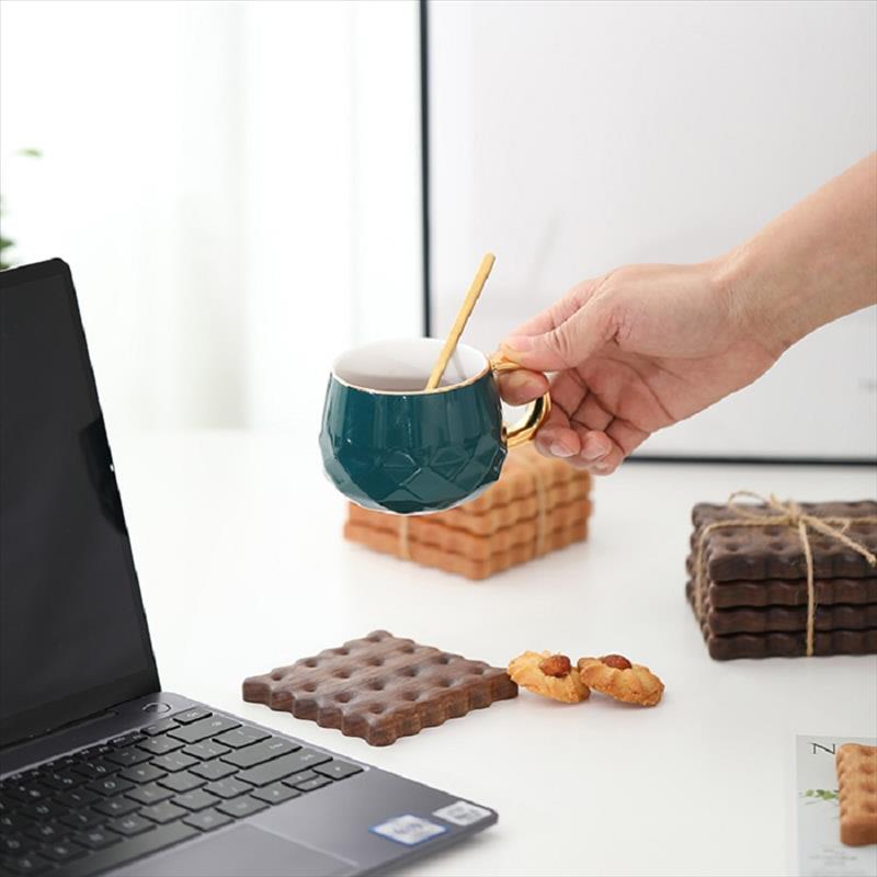 Wooden Art Cookie Design Coaster